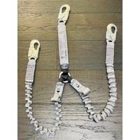 Spanset 1.8M 140KG elasticated twin leg lanyard c/w 20mm gate opening step peg double action aluminum hooks